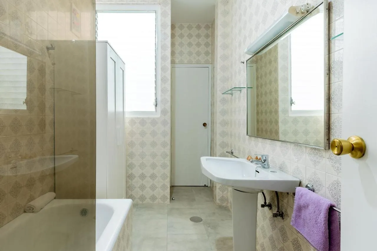 Aoa Conde De Ibarra Apartment Seville